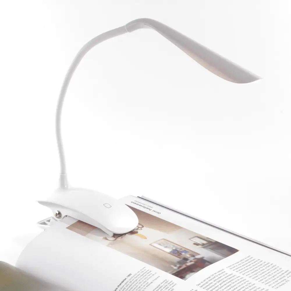 Clip - on Travel Lamp (UN1380) - Sewingmachinesplus.com
