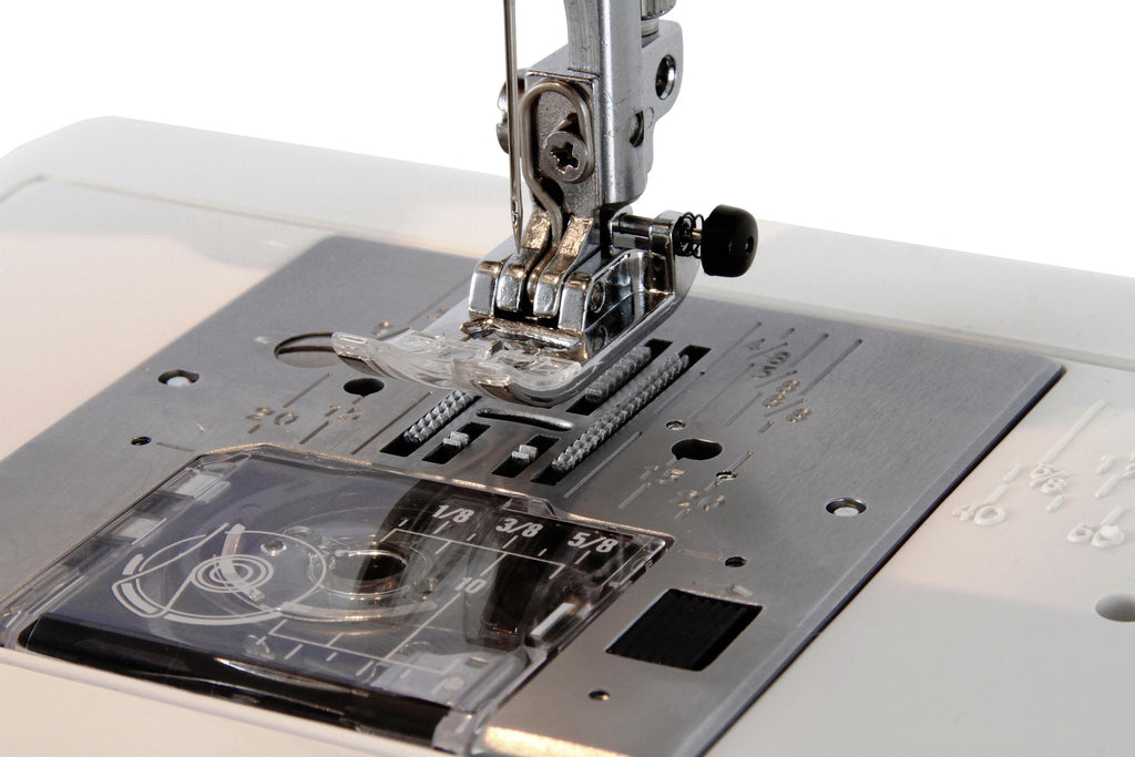 Janome DC2013 Computerized Sewing Machine w/ FREE BONUS Package!