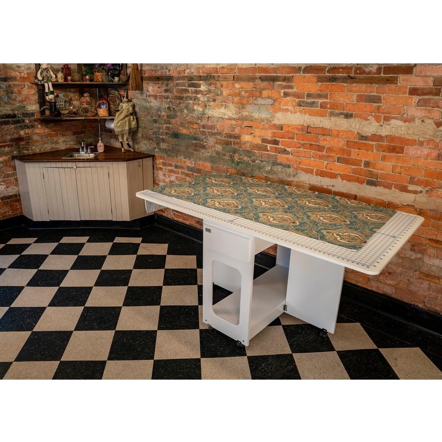 Horn of America Cutting Table 40" x 70" Model 2211 (White)