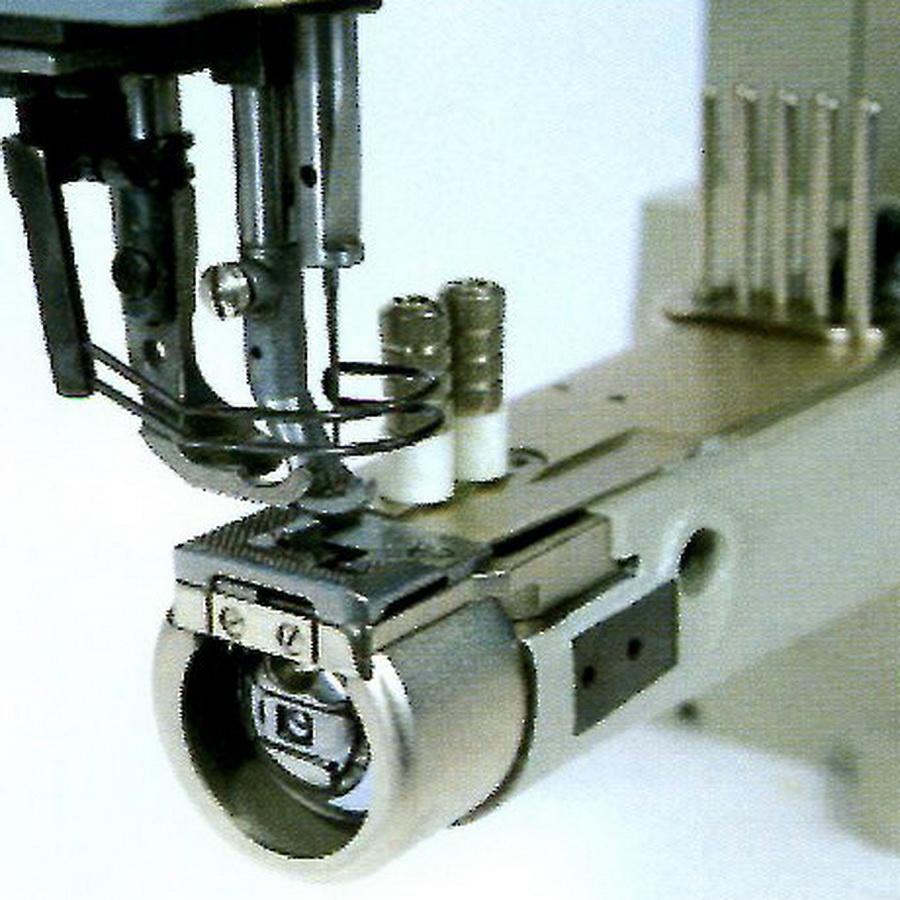 Highlead GC2698 Series Industrial Sewing Machines with Assembled Table and Servo Motor