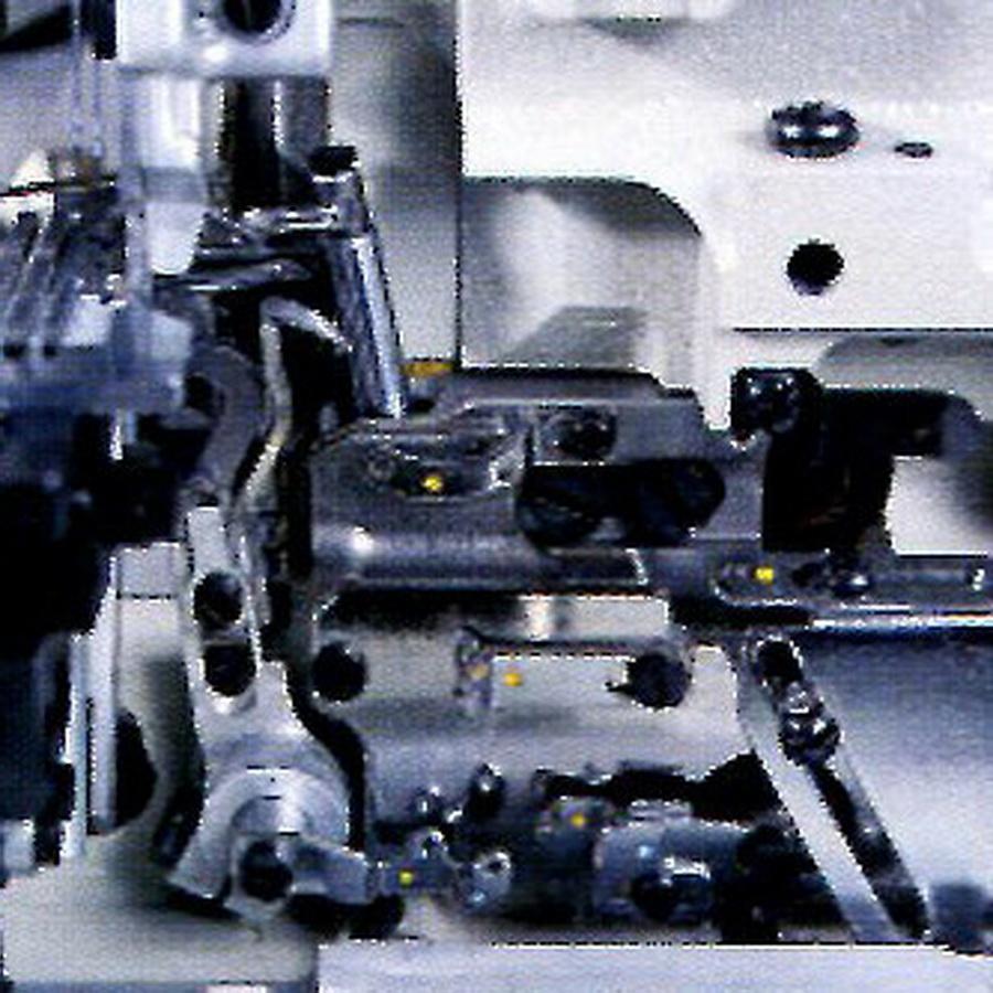 Highlead GM288 Series Industrial Sewing Machines with Assembled Table and Servo Motor