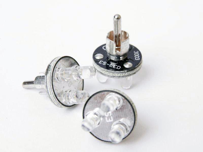 Handi Quilter Cluster Light (RCA 1 - Pin) - Sewingmachinesplus.com
