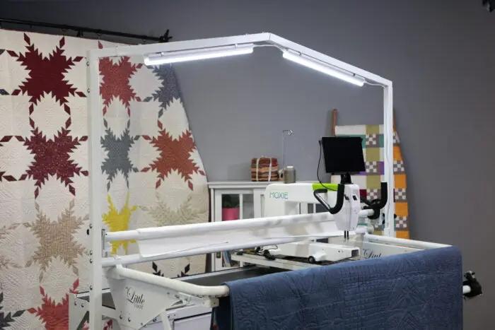 Handi Quilter HighLight 2 5' lighting frame with bright LED bars over a quilting frame