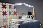 Handi Quilter HighLight 2 5' lighting frame with bright LED bars over a quilting frame