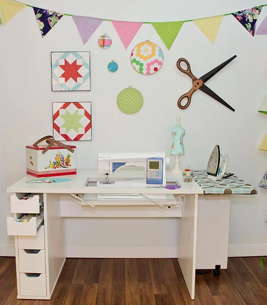 Arrow White Ginger Sewing Cabinet 62020; white sewing cabinet with built-in left-drawer tower and sewing machine on top.