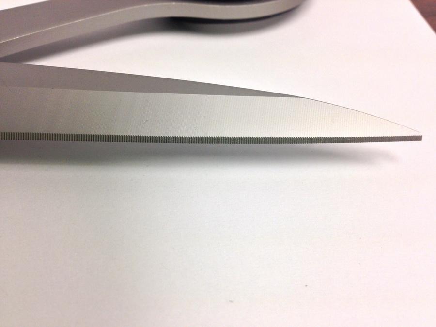 KAI 7000 Series 12" Professional Shears (7300) - Sewingmachinesplus.com