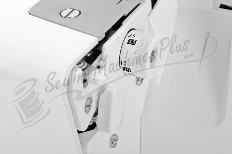 Juki MO-1000 2/3/4 Thread Serger with Air Supported Threading (OPEN BOX MODEL)