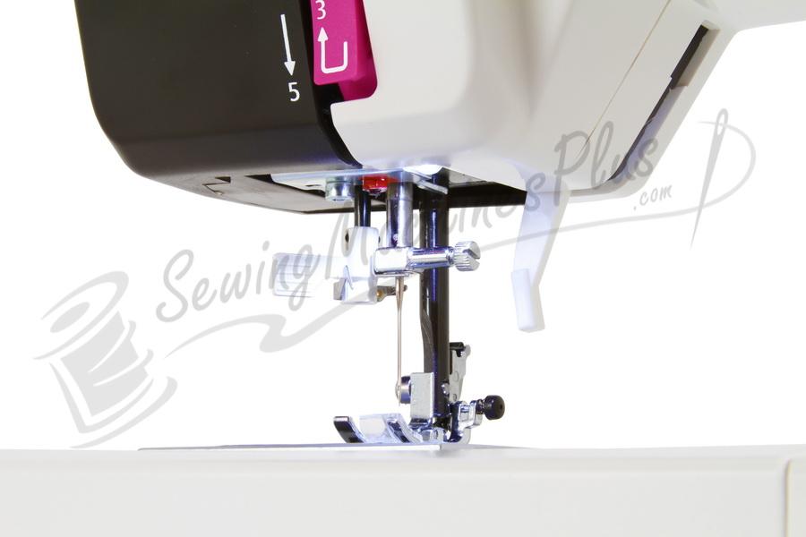 Juki HZL-27Z Deluxe Compact Sewing Machine Show Model only 12 LBS