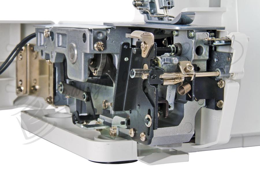 Juki MO-1000 2/3/4 Thread Serger with Air Supported Threading