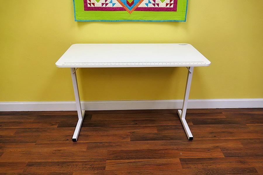 Arrow 601SP Crafts Table - White Finish