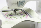Singer Futura XL-400 w/ BONUS PACKAGE! Stabilizer, 80 Spools of Thread & More