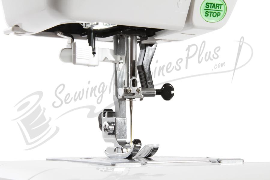 Janome New Home 720 Sewing Machine w/ FREE BONUS
