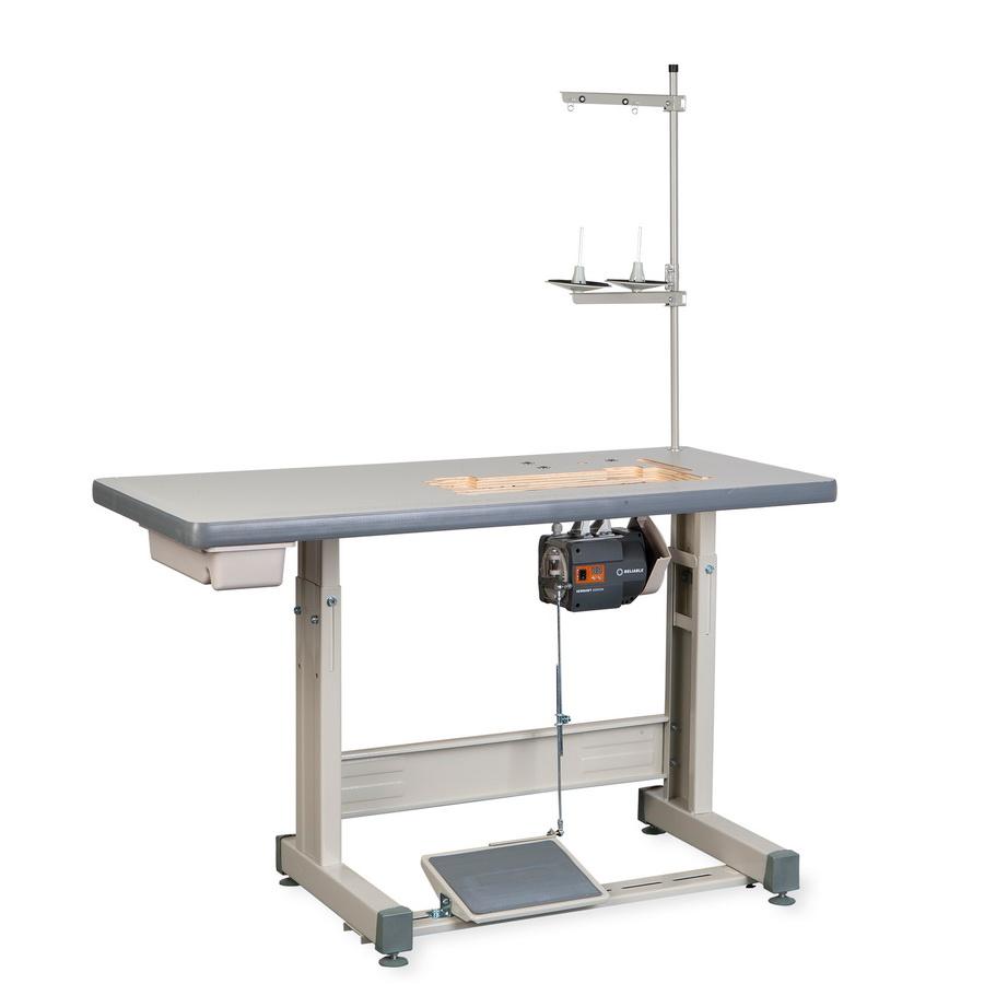 Reliable 5400SO 3/4 Thread Direct Drive Serger With Fully Assembled Table, Motor and Uberlight 3100TL Light Lamp