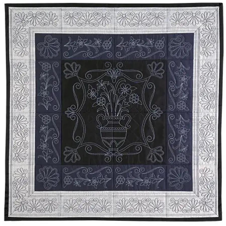 Anita Goodesign Quilters Dream 2 embroidery design software quilt block with navy center and light floral border