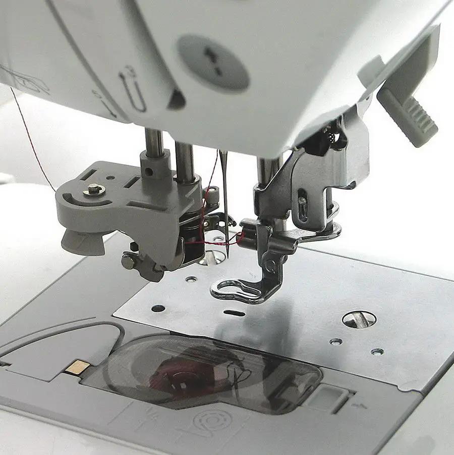 Brother PE800 5in x 7in Embroidery Machine (Refurbished) - Sewingmachinesplus.com