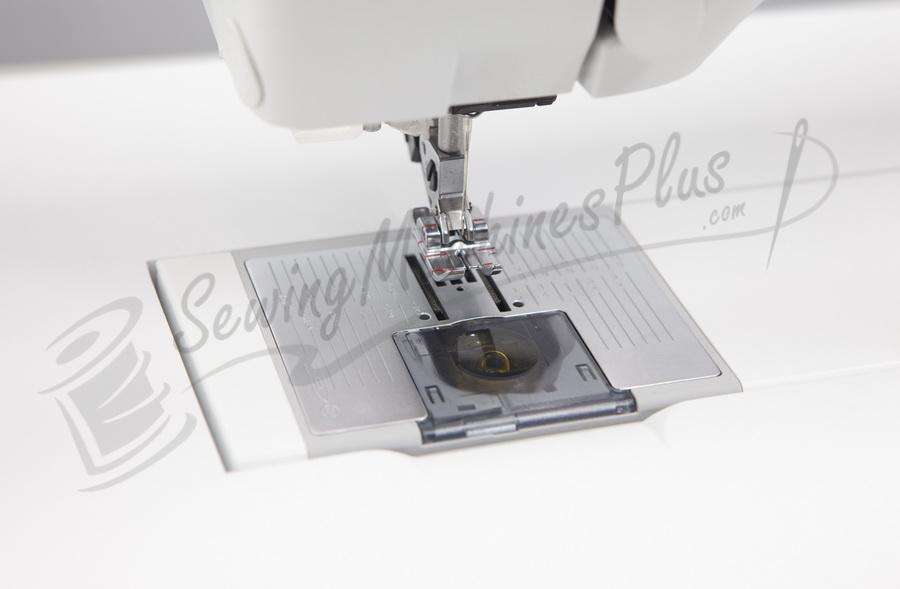PFAFF Performance 5.0 Sewing Machine - Sewingmachinesplus.com