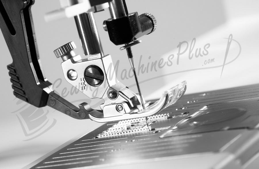 PFAFF Performance 5.0 Sewing Machine - Sewingmachinesplus.com