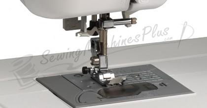 Brother Simplicity SB700T Computerized Sewing and Quilting Machine - Sewingmachinesplus.com