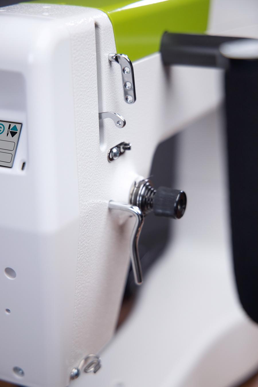 Handi Quilter Moxie 15 Inch Longarm Quilting Machine With 8 Foot Loft Frame