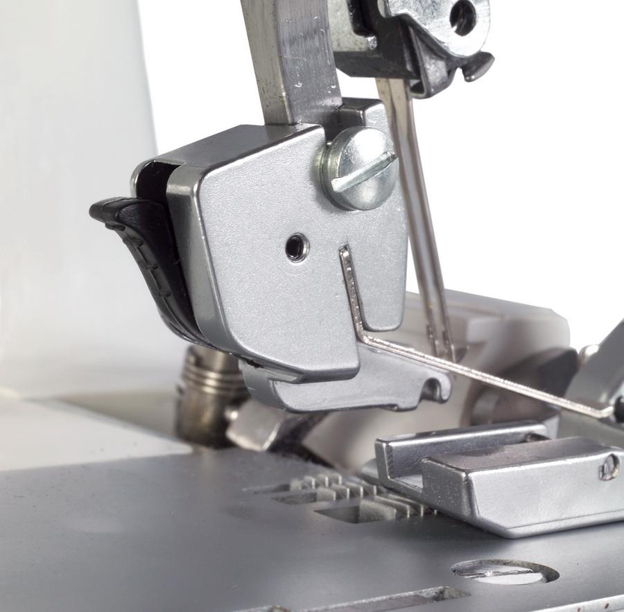 Reliable Dreamstitcher 600SO Portable 2/3/4 Thread Overlock Machine