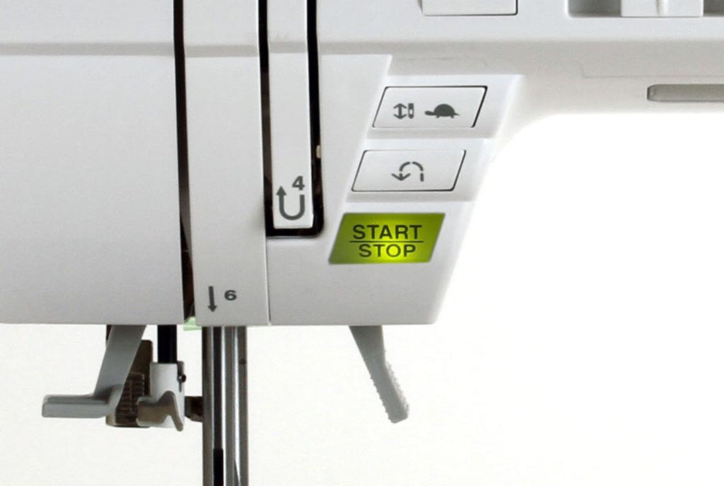 Singer Quantum Stylist 9960 Quilter Sewing Machine w/ FREE Hard Case (OPEN BOX MODEL)