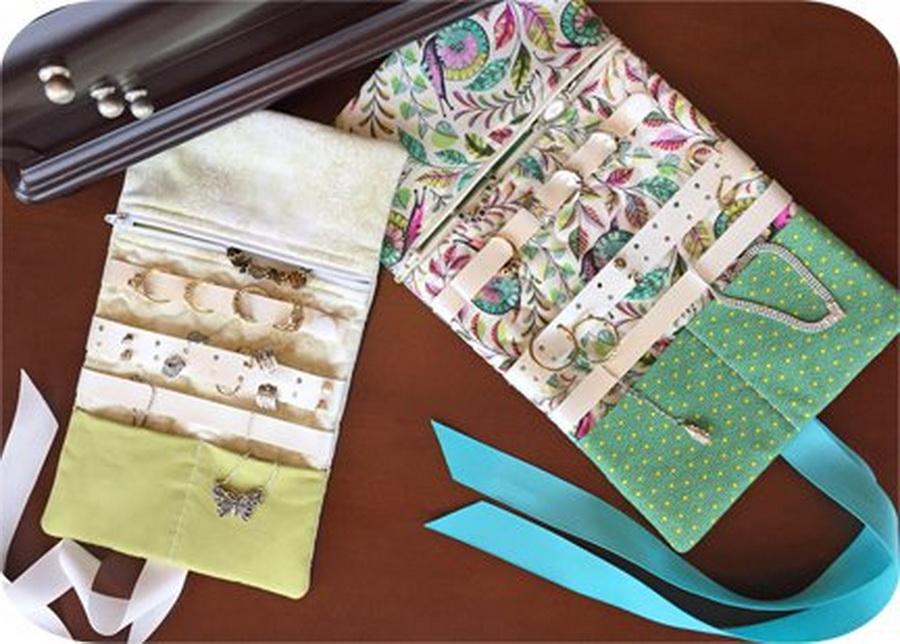 Embroidery Garden Jewelry Roll - Sewingmachinesplus.com