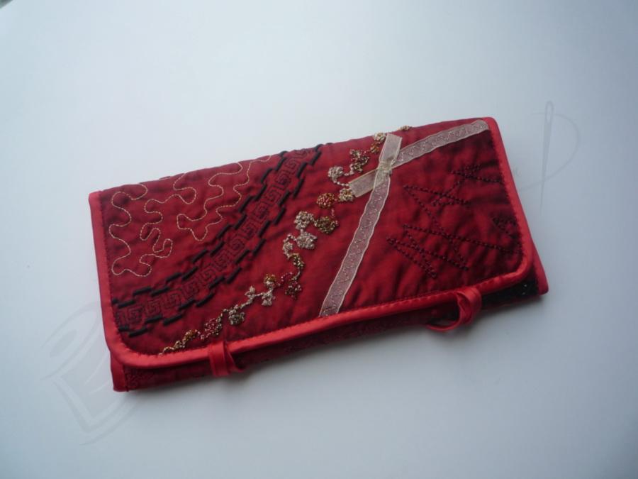 Brother Isodore Innov - is 5000 Laura Ashley Sewing and Embroidery Machine - Sewingmachinesplus.com