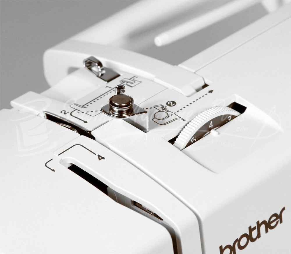Brother SE-400 Sewing & Embroidery Machine