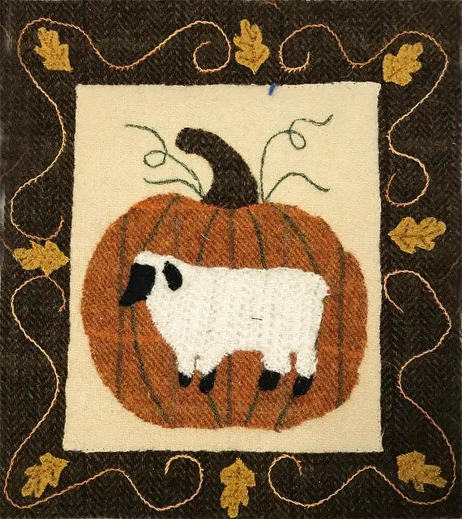 Quilter's Paradise Simply Sheep October Pre - Cut Wool Kit - Sewingmachinesplus.com