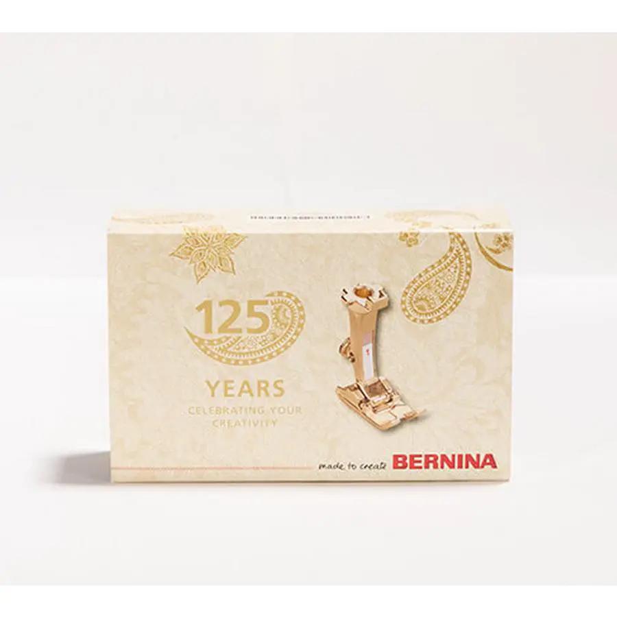 Bernina Holiday Accessories Gift Box - Sewingmachinesplus.com