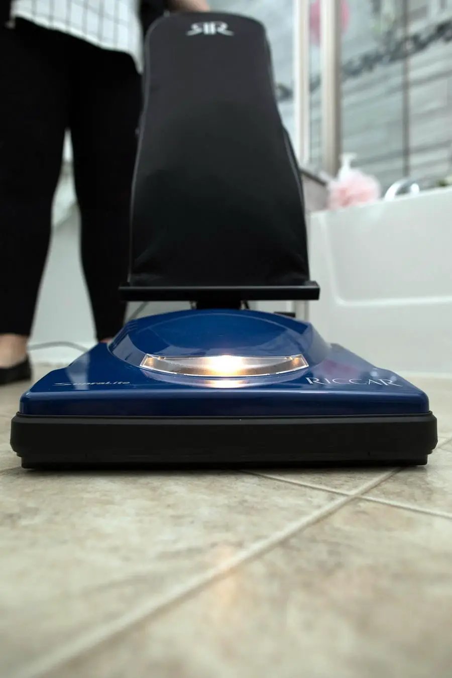 Riccar SupraLite Entry Lightweight Upright Vacuum - Sewingmachinesplus.com