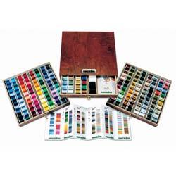 Madeira Polyneon Thread Treasure Chest 194 Spools- Teak