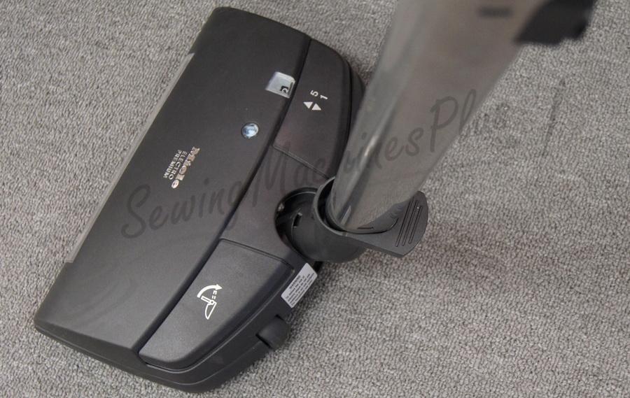Miele S8990 UniQ Canister Vacuum