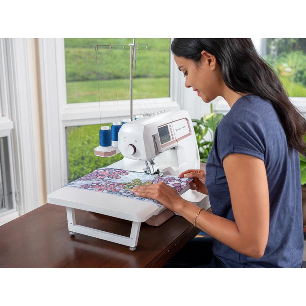 Husqvarna Viking Amber Air S600 Coverlock - Sewingmachinesplus.com