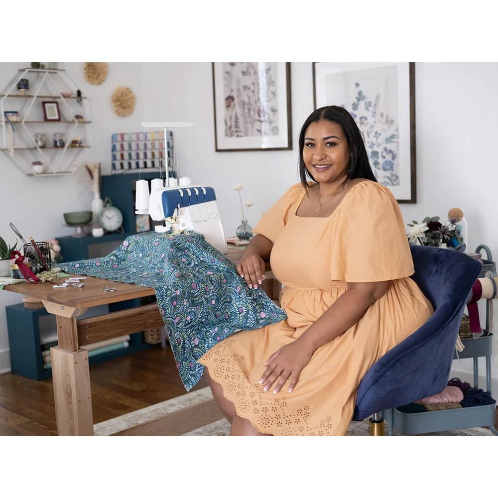 Husqvarna Viking Amber Air S400 Overlocker - Sewingmachinesplus.com