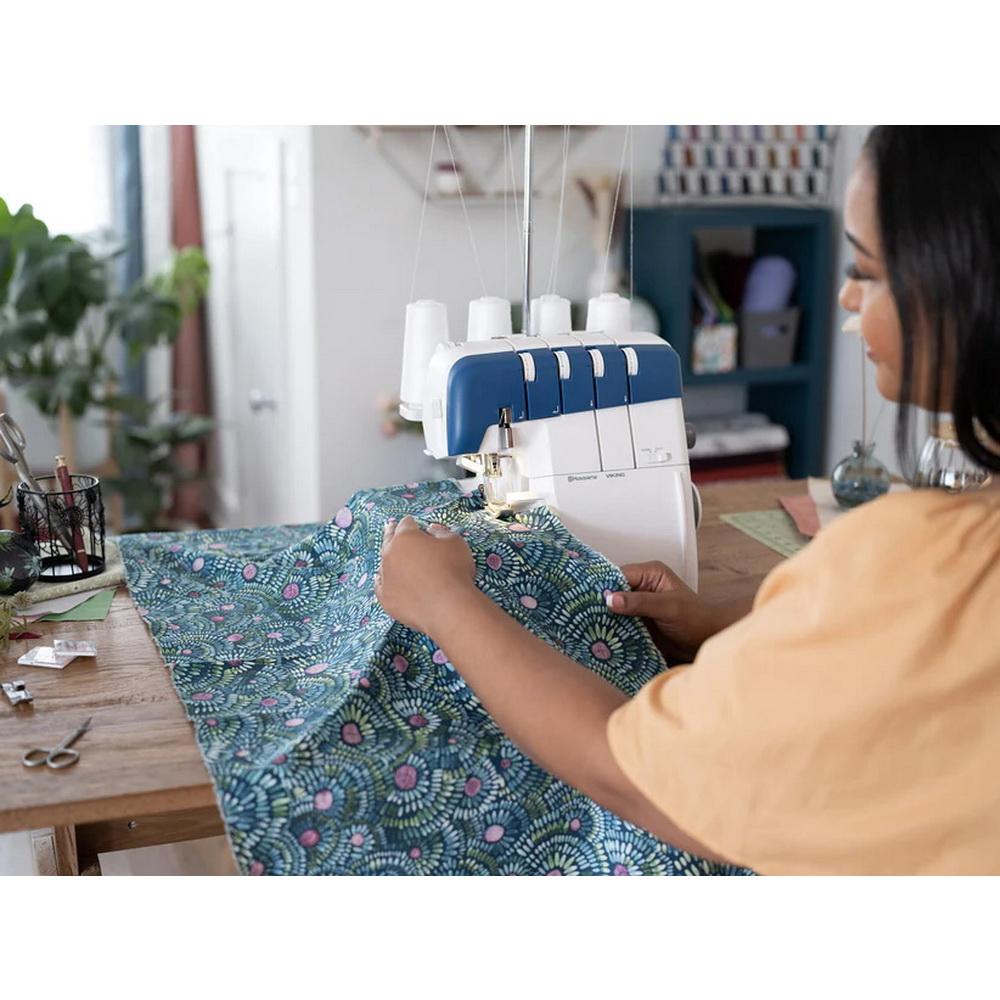 Husqvarna Viking Amber Air S400 Overlocker - Sewingmachinesplus.com