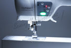 Singer Futura XL-400 w/ BONUS PACKAGE! Software, Stabilizer, Thread, & More!