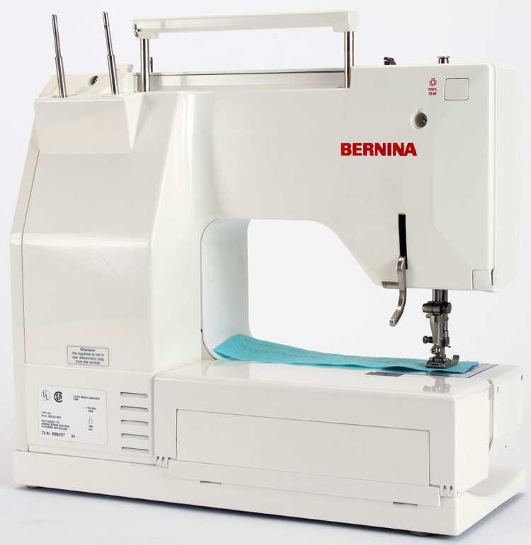 Bernina 1001 Electronic Sewing Machine w/accessories in excellent ...