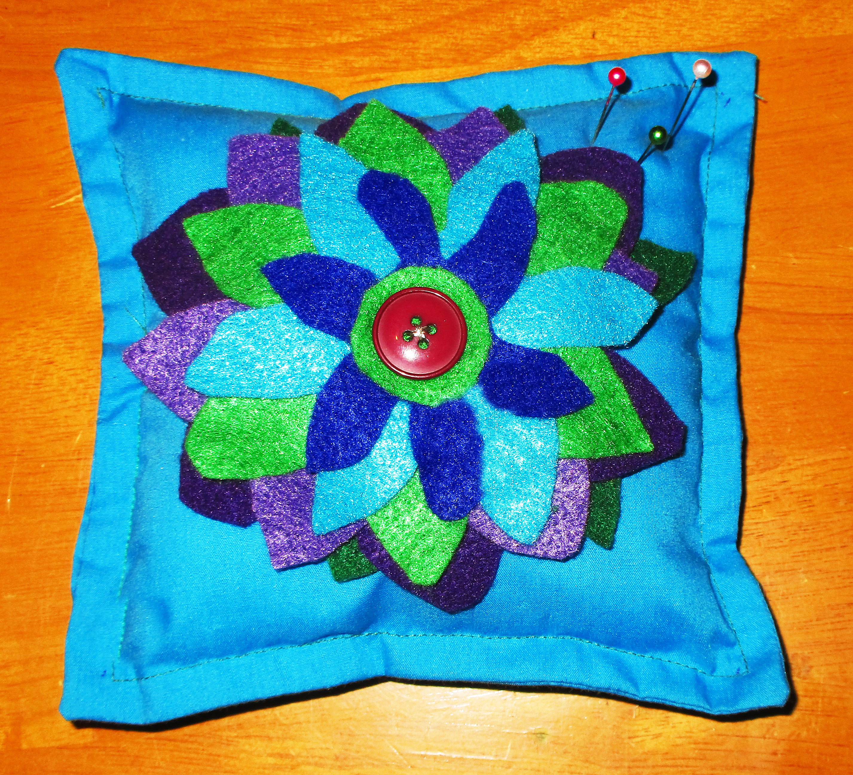 new flower sewing pin cushion diy